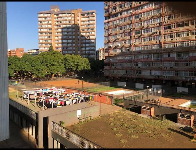 2 BEDROOM APARTMENT FOR SALE IN SUNNYSIDE